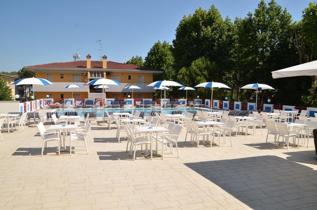 Hotel Germania Bibione Exteriör bild